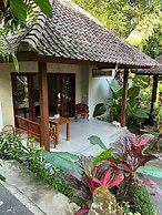 Sama's Cottages and Villas