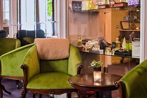 The Town House - Adults Only