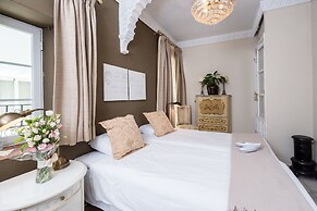 The Town House - Adults Only