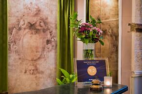 The Town House - Adults Only