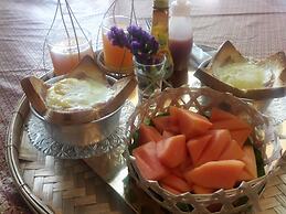 Bann Tawan Hostel Chiang Rai