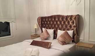 The White Swan Suites Beyoglu