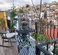 The White Swan Suites Beyoglu