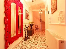 The White Swan Suites Beyoglu