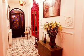 The White Swan Suites Beyoglu