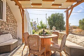 Haraki Stone Apartments