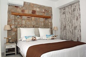 Haraki Stone Apartments