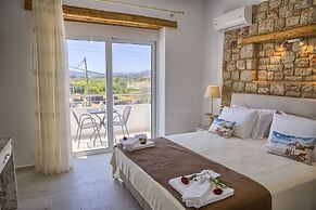 Haraki Stone Apartments