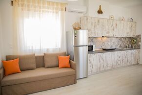 Haraki Stone Apartments