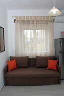 Haraki Stone Apartments