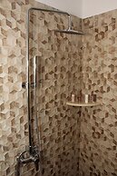 Haraki Stone Apartments