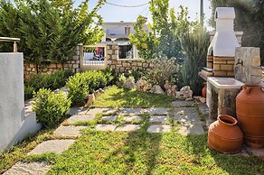 Haraki Stone Apartments