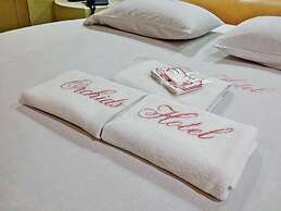 Orchids Drive Inn Hotel and Restaurant