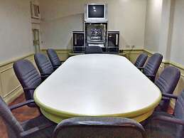 Orchids Drive Inn Hotel and Restaurant