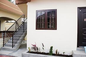 Rose Leat Elegant Bed & Breakfast