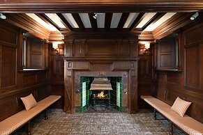 Windermere Manor Hotel