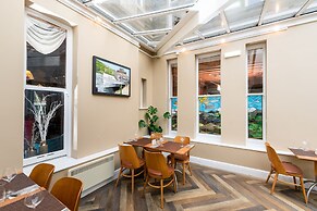 Windermere Manor Hotel