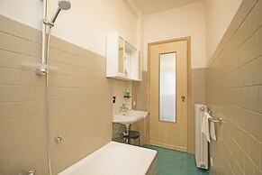 Cisano Beach Apartment