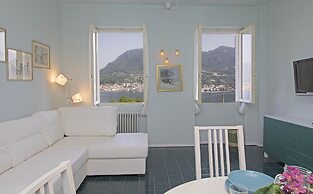 Cisano Beach Apartment