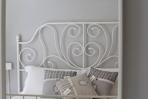 Cisano Beach Apartment