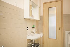 Cisano Beach Apartment