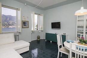 Cisano Beach Apartment