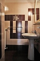 Comfortable Apartment Cavour Square