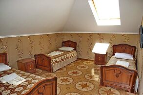 Tikhaya Gavan Guest House