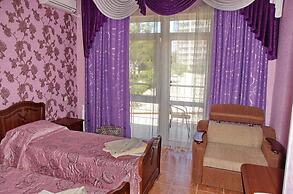 Tikhaya Gavan Guest House