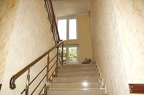 Tikhaya Gavan Guest House