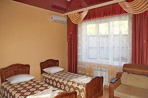 Tikhaya Gavan Guest House