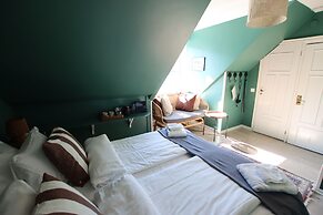 Hotell Bäckagården