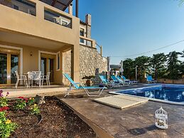 Palladio Luxury Villa