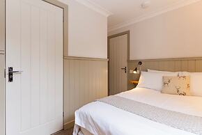 Harbour Guest House