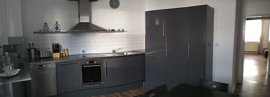 100 m2 - 3 room apartment