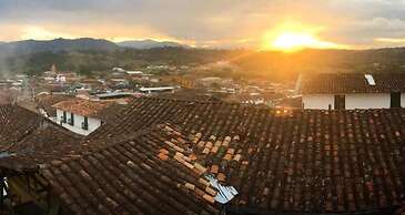Hostal Bambu - Hostel