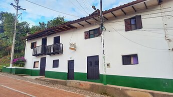 Hostal Bambu - Hostel