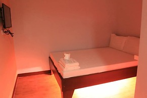 Dianne Gardens Hotel