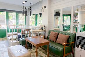 Ratana Boutique Hostel