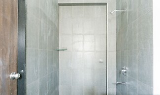 Treebo Hi Line Apartments Kalapatti