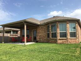 Lake Front House 4BR2B In West Houston