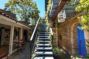 Alacati Eski Ev Hotel