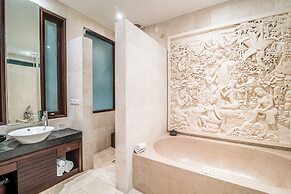 Absolute Cliff Front Pandawa Beach Villa