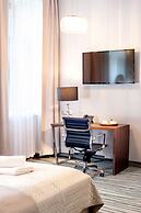 Plaza Boutique Hotel