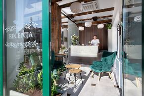 Plaza Boutique Hotel