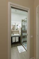 Bloom Apartment by La Griffe