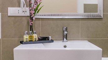 Bloom Apartment by La Griffe