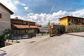 Regolo House