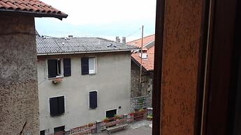 Regolo House