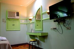 Mahal Kita Drive Inn